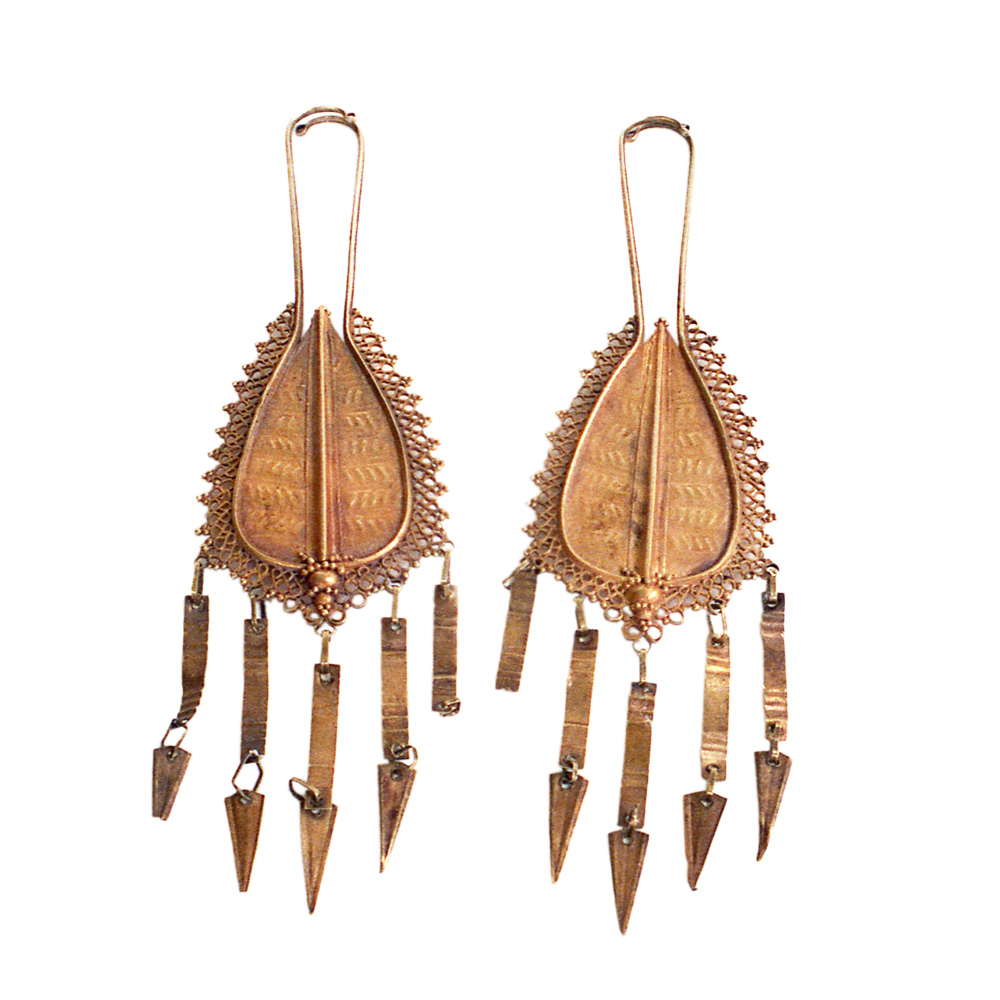 Pair of gold metal drop style Flores earings